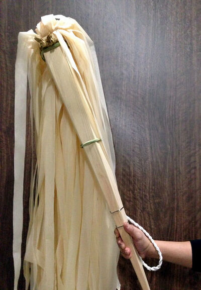 【現地受取・送料無料】お燈まつり松明(たいまつ) 大サイズ80 cmの写真