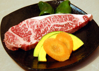 国産牛サーロインステーキ5枚詰合せ【特選ギフト】【特製木箱入り】の説明写真1